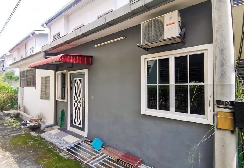 Kota Puteri, Batu Arang