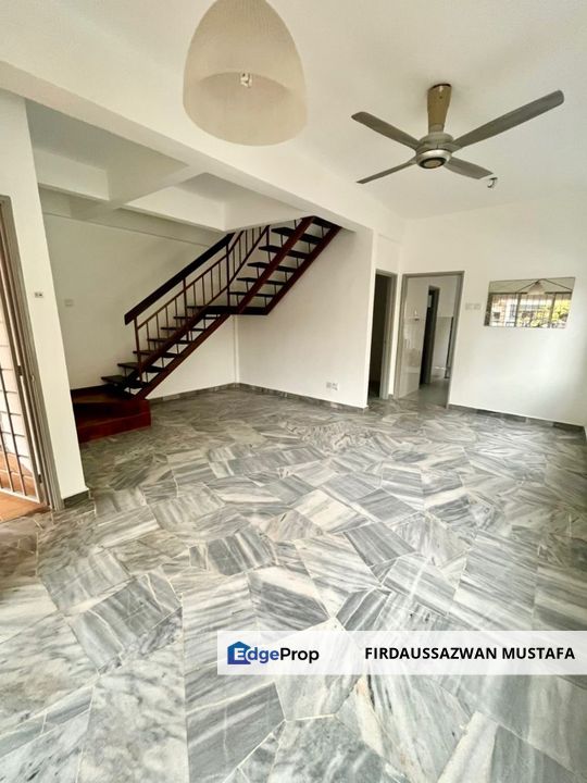 Saujana Utama 1 Sungai Buloh Double Storey, Selangor, Sungai Buloh