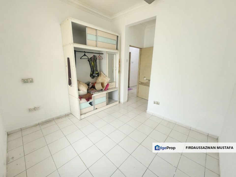 Gardenville Townvilla Ground Blok E2 Selayang, Selangor, Selayang