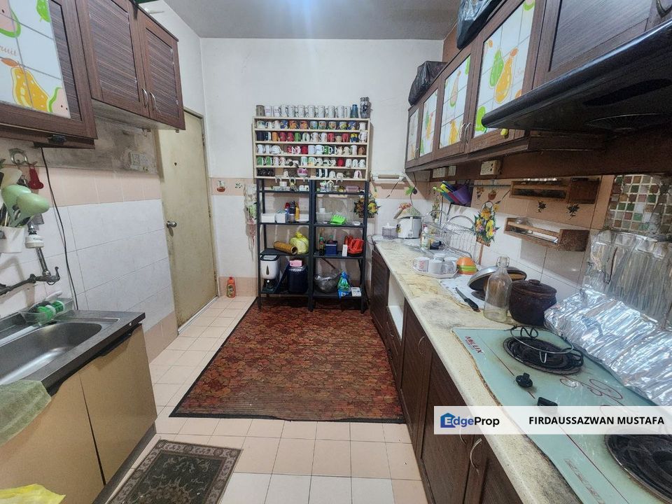 Gardenville Townvilla Ground Blok E2 Selayang, Selangor, Selayang