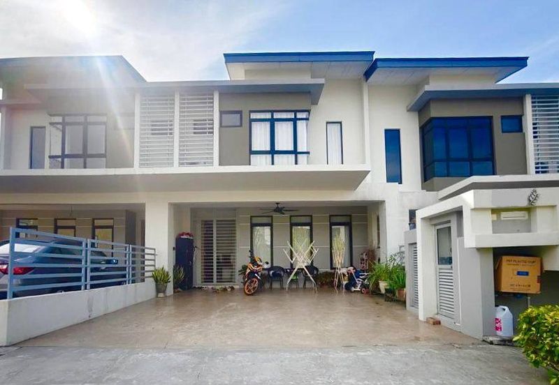 Maple Residence