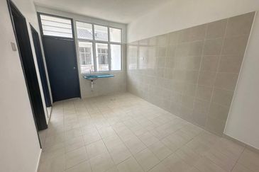 Pulau Indah ( Pulau Lumut )