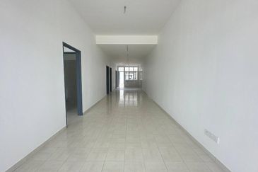 Pulau Indah ( Pulau Lumut )