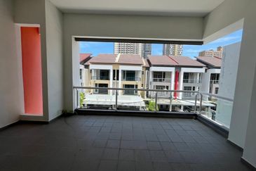 TAMAN KOTA SYAHBANDAR