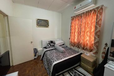 Jalan Garing Utama 2/10