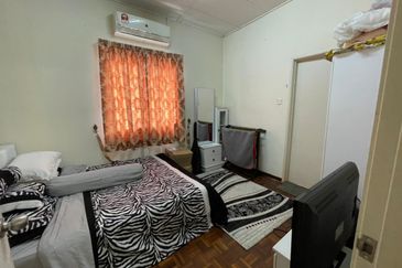 Jalan Garing Utama 2/10