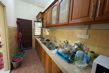 Jalan Garing Utama 2/10