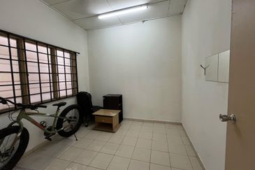 Pangsapuri Mutiara Subang