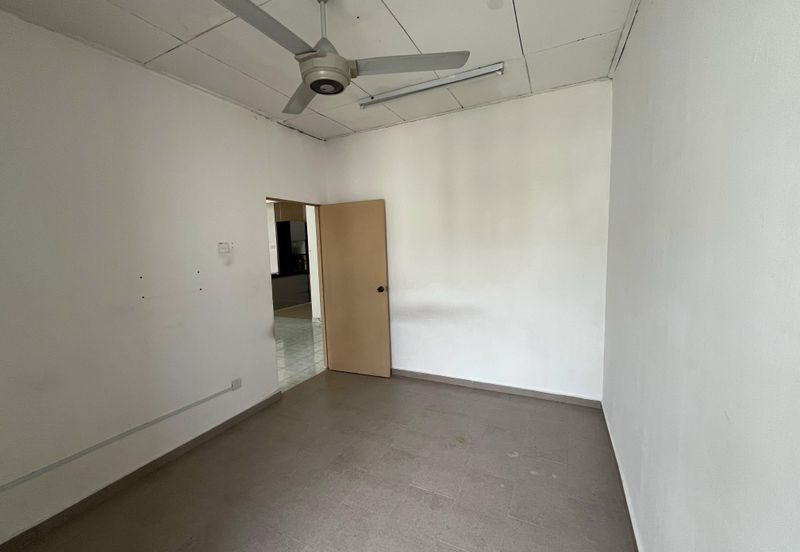 Pangsapuri Mutiara Subang