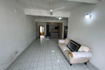 Pangsapuri Mutiara Subang