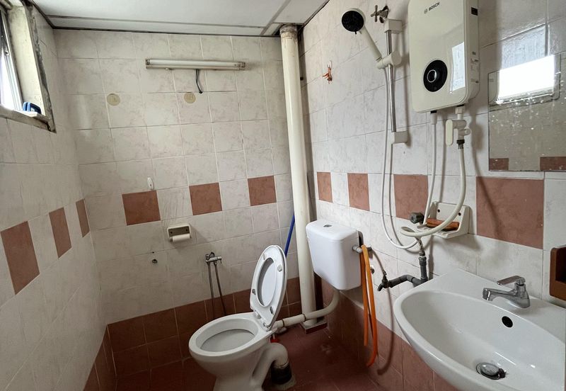 Pangsapuri Mutiara Subang