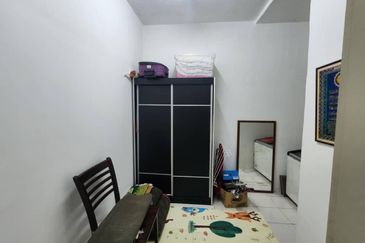 Residensi Bistaria, Ukay Bistari