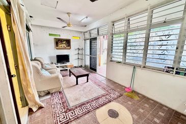 Desa Pinggiran Putra