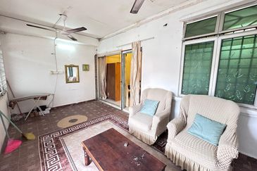 Desa Pinggiran Putra