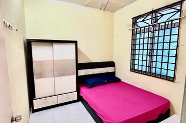 Desa Pinggiran Putra