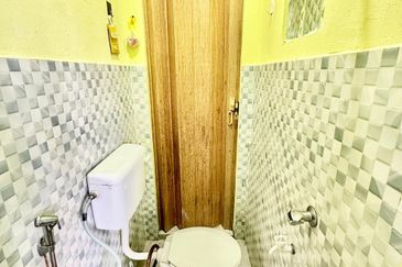 Desa Pinggiran Putra