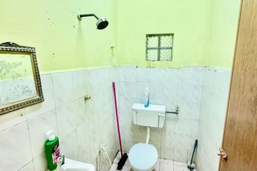 Desa Pinggiran Putra