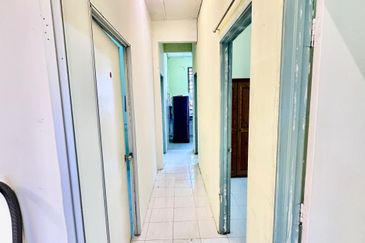 Desa Pinggiran Putra