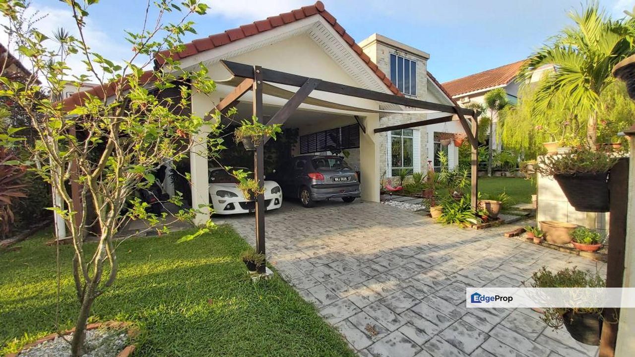 Jentayu Bandar Baru Enstek Luxury Bungalow With Ba, Negeri Sembilan, Nilai
