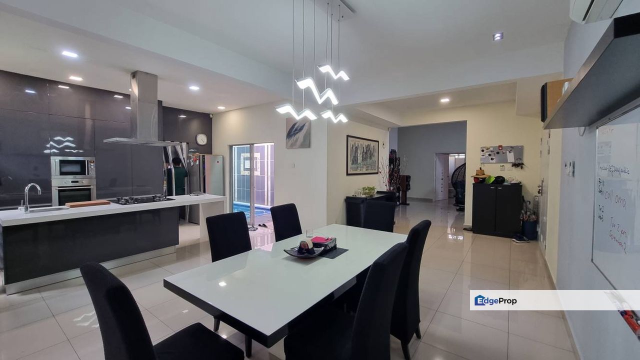 Jentayu Bandar Baru Enstek Luxury Bungalow With Ba, Negeri Sembilan, Nilai