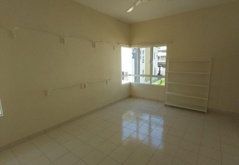 Freehold Banglo Taman Bukit Kuang Perdana Near Buk