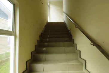 FREEHOLD Banglo Taman Bukit Kuang Perdana Near BRP