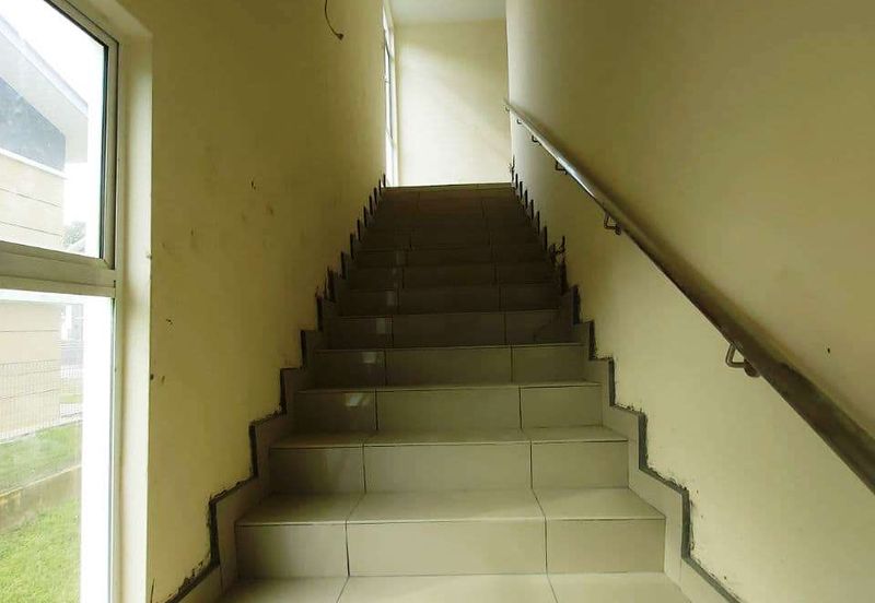 FREEHOLD Banglo Taman Bukit Kuang Perdana Near BRP