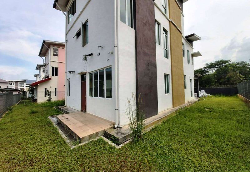 FREEHOLD Banglo Taman Bukit Kuang Perdana Near BRP