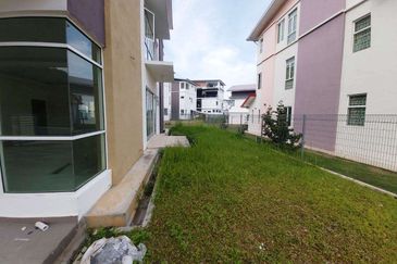 FREEHOLD Banglo Taman Bukit Kuang Perdana Near BRP