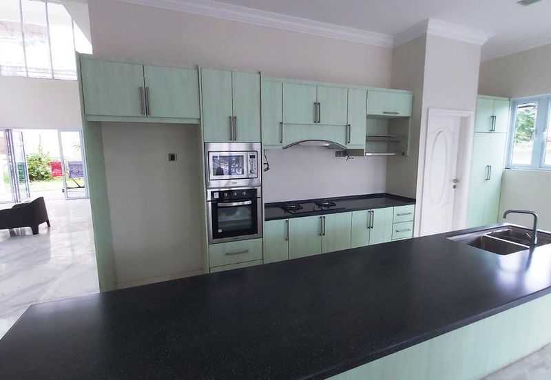 Kemensah Heights Freehold Spacious Bungalow