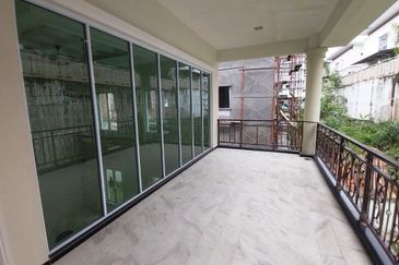 Kemensah Heights Freehold Spacious Bungalow