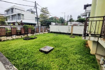 Kemensah Heights Freehold Spacious Bungalow