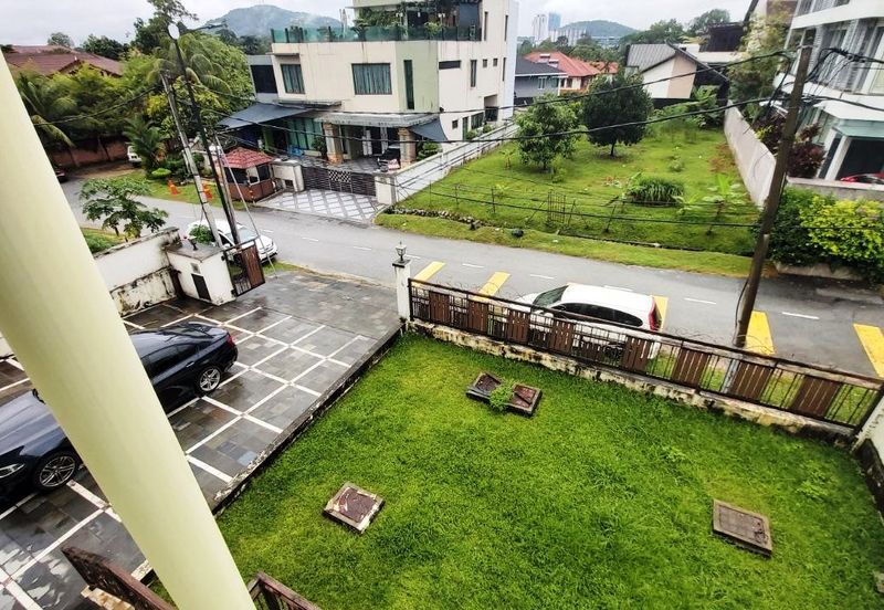 Kemensah Heights Freehold Spacious Bungalow