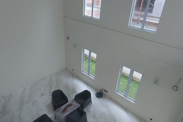 Kemensah Heights Freehold Spacious Bungalow