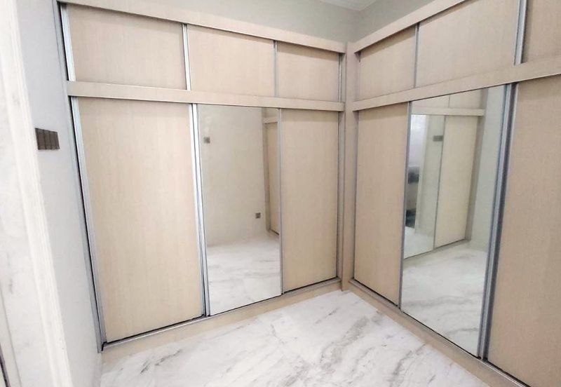 Kemensah Heights Freehold Spacious Bungalow