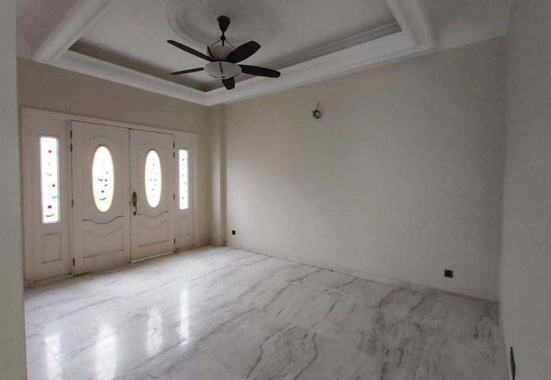 Kemensah Heights Freehold Spacious Bungalow