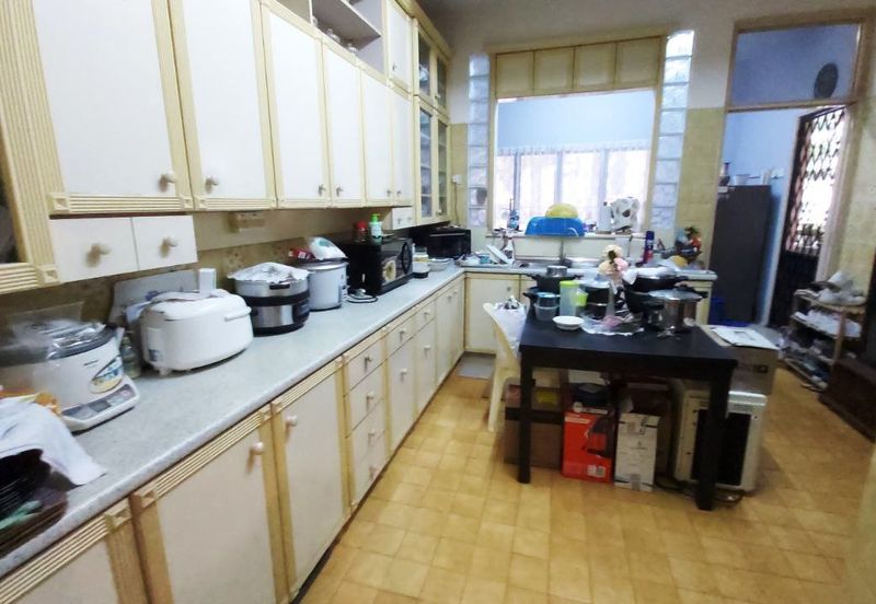 Taman Tun Abdul Razak Ampang Kuala Lumpur Spacious Big Bungalow