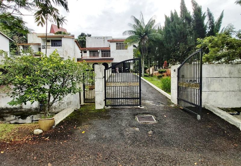 Taman Tun Abdul Razak Ampang Kuala Lumpur Spacious Big Bungalow
