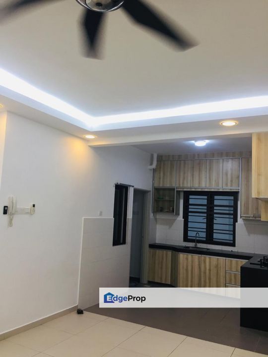 Serin Residency Condominium Cyberjaya Huge And Spacious Unit 1768 Sqft, Selangor, Cyberjaya