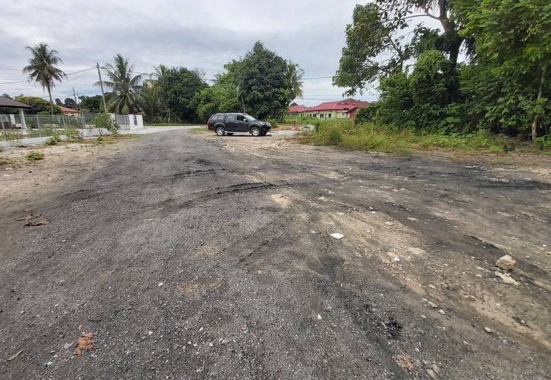 Beranang Selangor Tanah Tepi Jalan Freehold