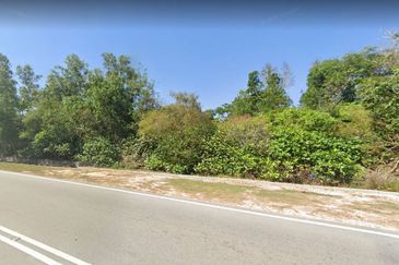 Development Land RM36 Tepi Jalan Salak Tinggi Dengkil Near Jenderam