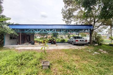 Kampung Sungai Kantan