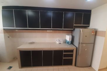 Residensi Bistaria, Ukay Bistari