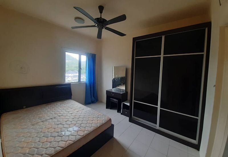 Residensi Bistaria, Ukay Bistari