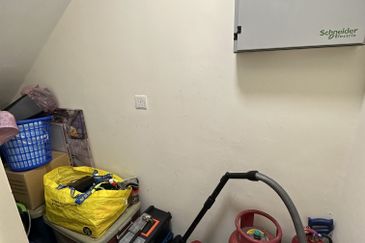 Monet Lily @ Sunsuria City