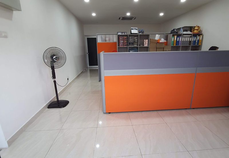 Taman Perindustrian Bukit Serdang Factory for sale