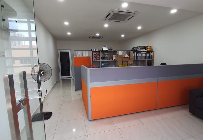 Taman Perindustrian Bukit Serdang Factory for sale