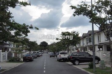 Taman D'Alpinia Puchong