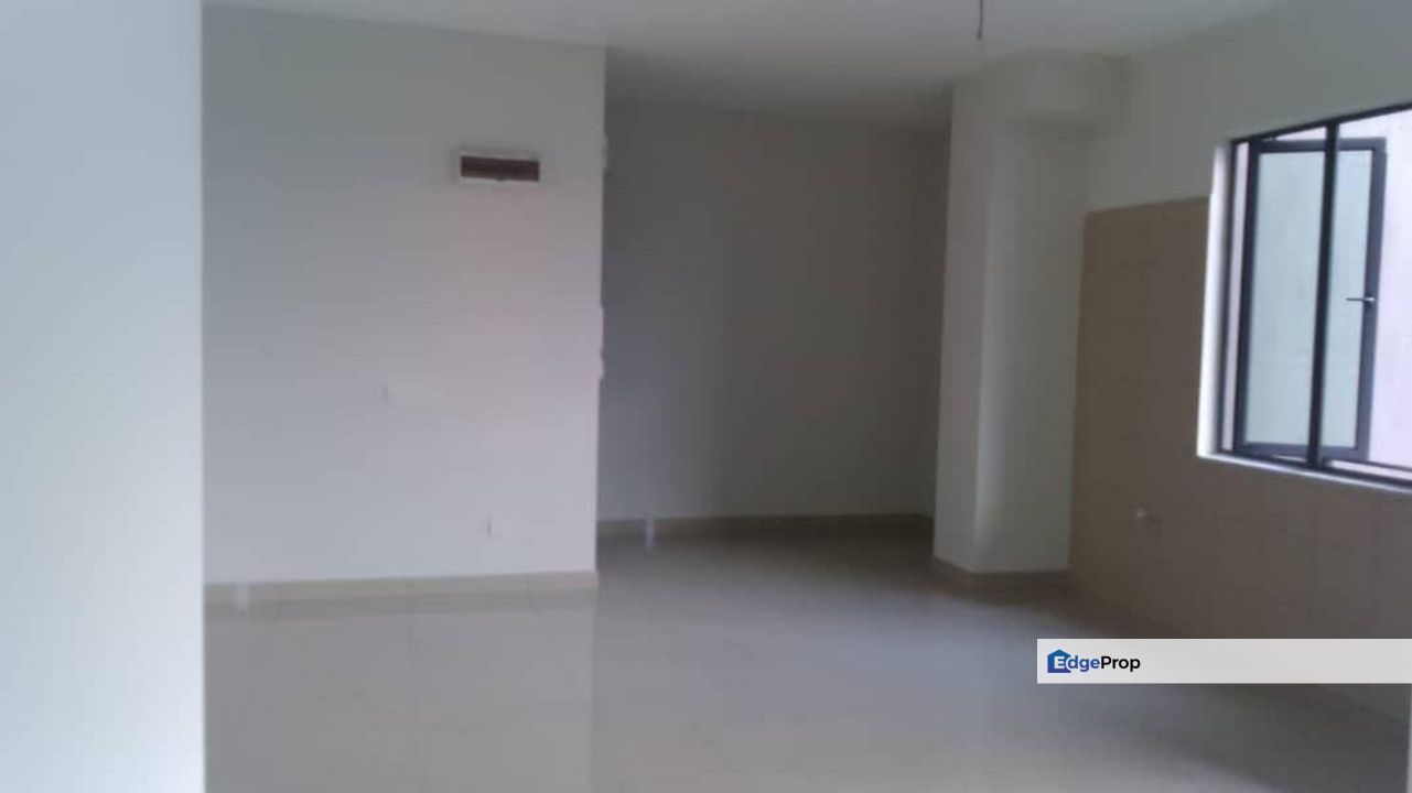 Univ 360 Place , Selangor, Seri Kembangan