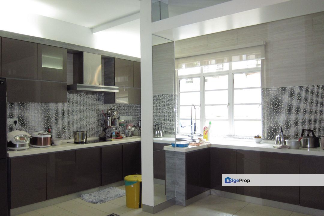 Taman Equine Bugalow at Pinggiran Putra, Selangor, Seri Kembangan